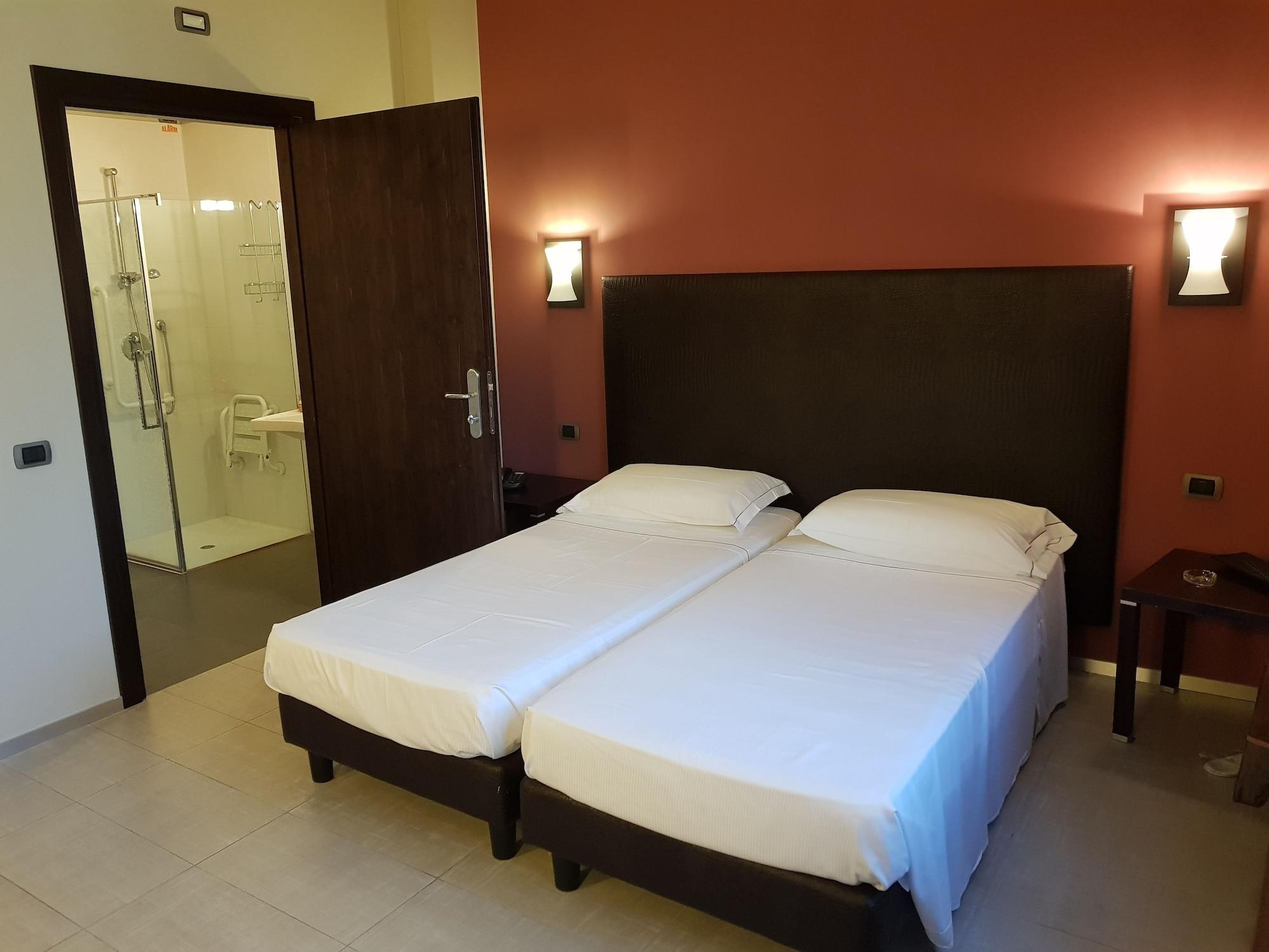 Hotel Montini Linate Airport Peschiera Borromeo Buitenkant foto