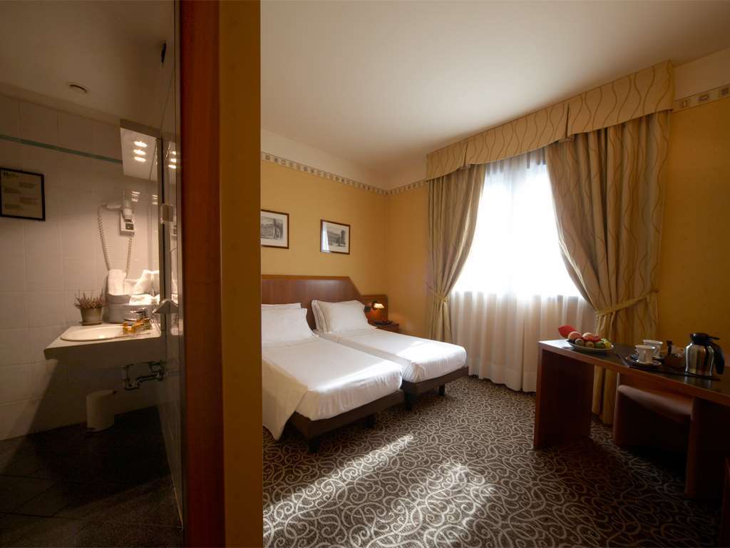 Hotel Montini Linate Airport Peschiera Borromeo Kamer foto